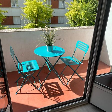 Grand Studio Avec Balcon -4 Personnes-Disneyland- Paris A 10 Minutes Thorigny-sur-Marne Esterno foto